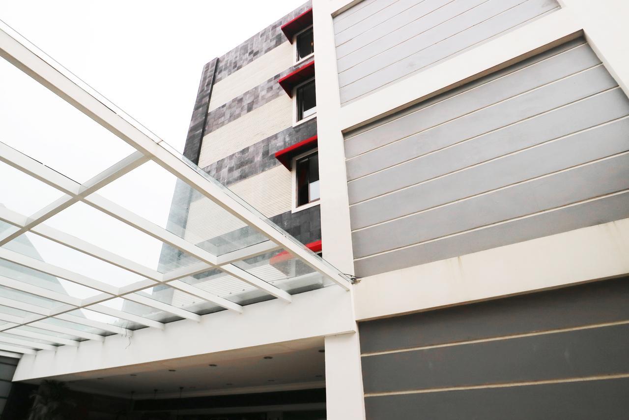 Raja Residence Jakarta Exterior photo